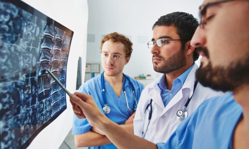 doctor-showing-problem